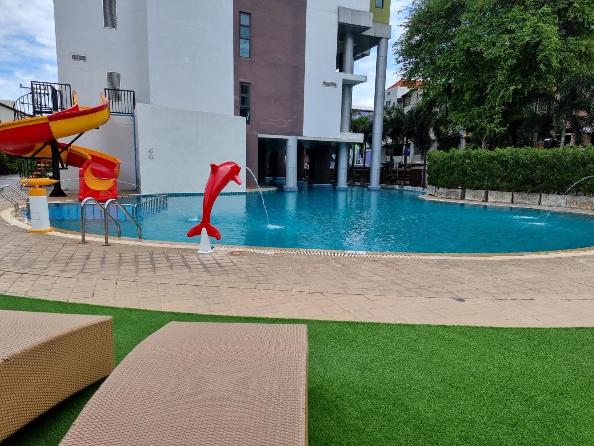 Pattaya Discovery Beach Hotel - Sha Extra Plus Kültér fotó